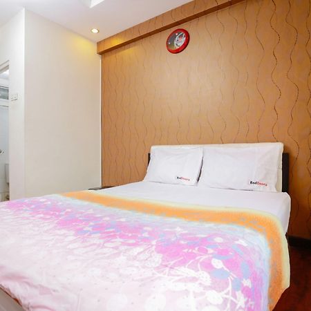 Redliving Apartemen The Suites Metro - Mary Tower E Бандунг Экстерьер фото