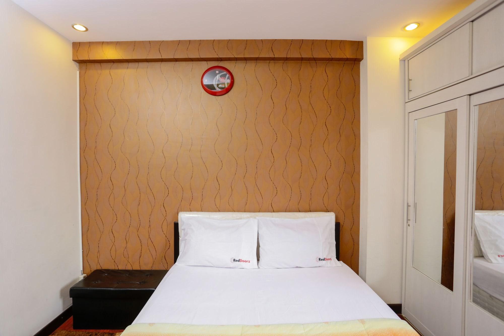 Redliving Apartemen The Suites Metro - Mary Tower E Бандунг Экстерьер фото